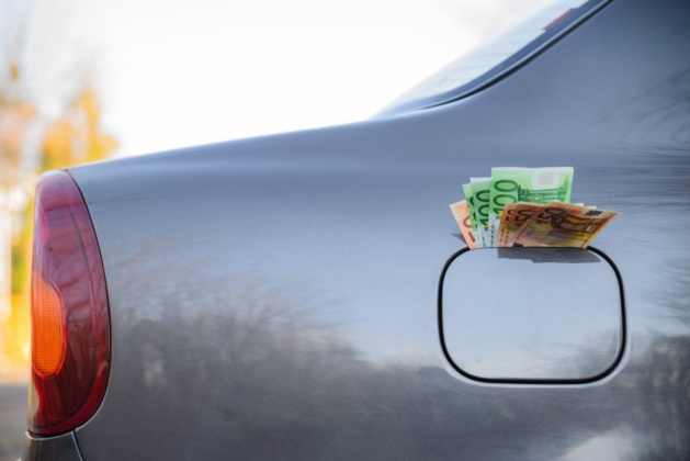 Professionnels, choisissez la bonne carte carburant Professionnels, choisissez la bonne carte carburant