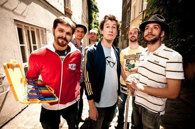 Stoned Popes, les fous chantants de la pop