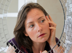 Avoir 20 âns grâce au rajeunissement du visage