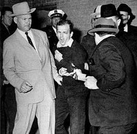 Jack Ruby dira vouloir venger l'épouse de Kennedy par son acte Jack Ruby dira vouloir venger l'épouse de Kennedy par son acte