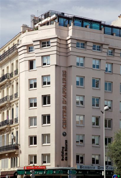 Source photo : http://www.team-business-centers.com