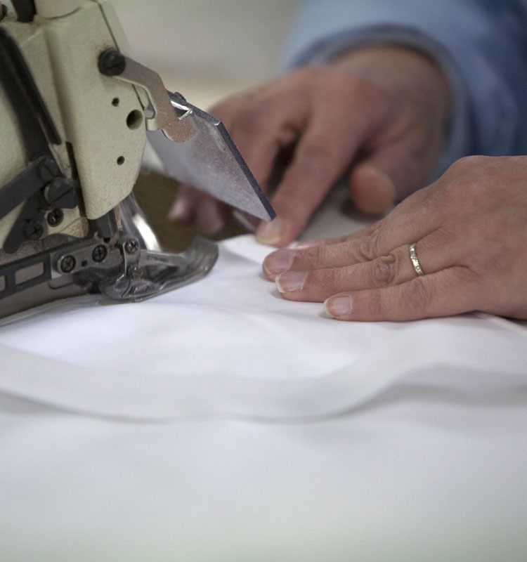 Dumas : les secrets de fabrication des couettes et oreillers français