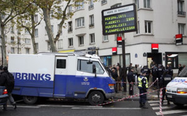 4 malfaiteurs tentent de braquer une société de fonds